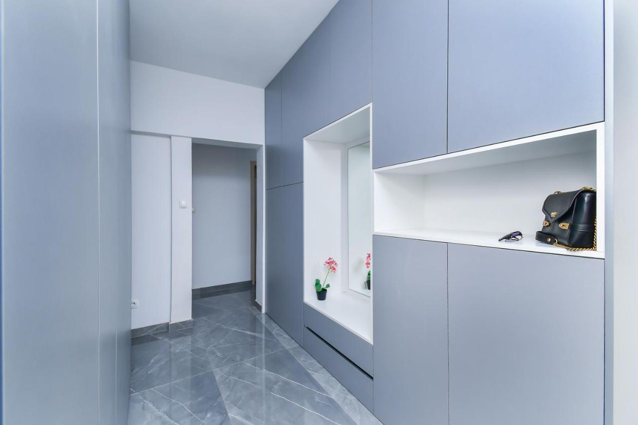 Apartment Ela Омиш Экстерьер фото