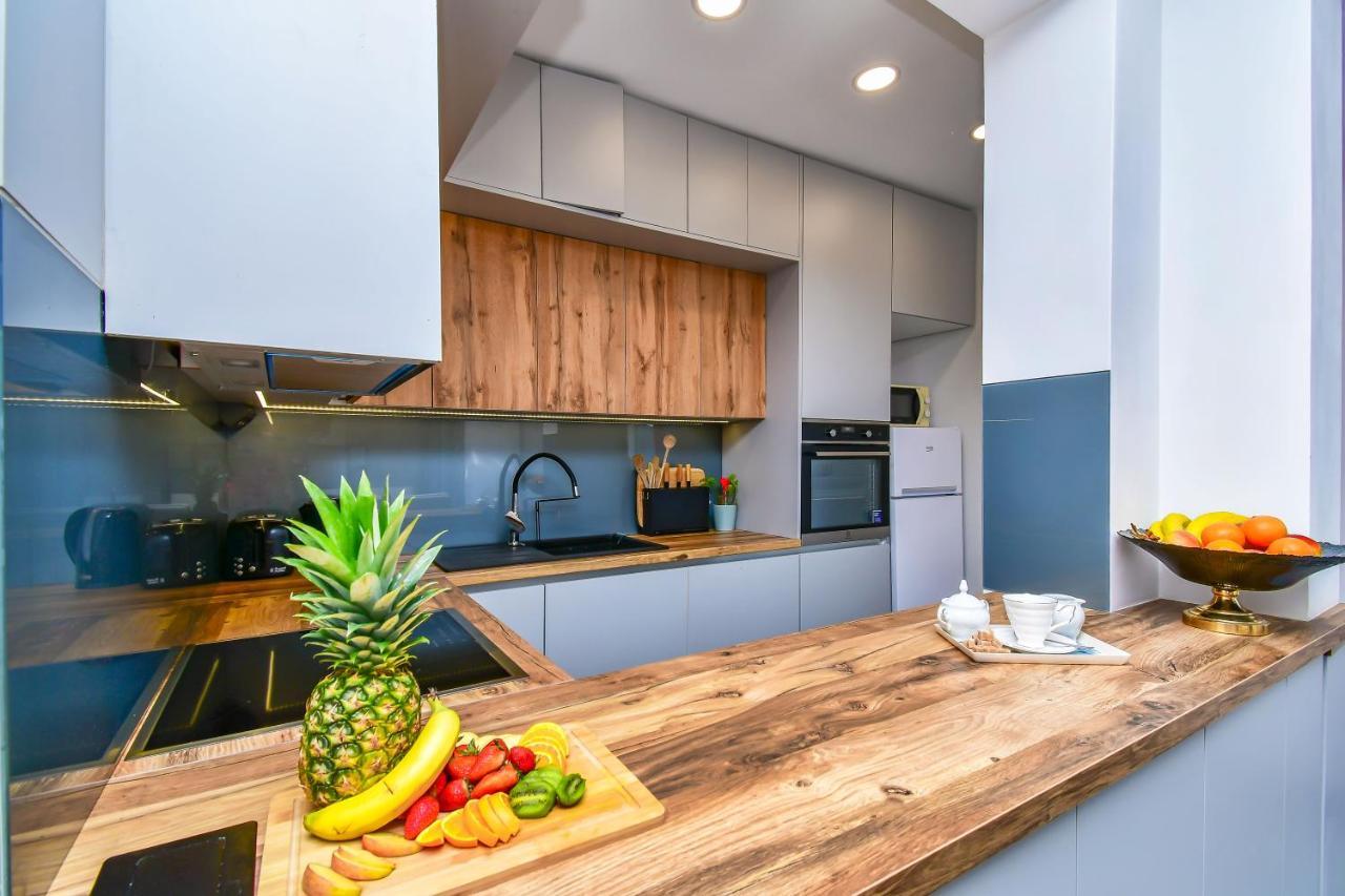 Apartment Ela Омиш Экстерьер фото