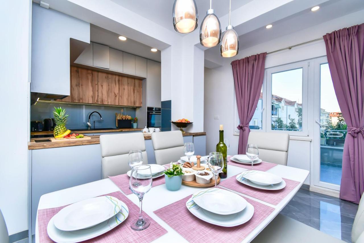 Apartment Ela Омиш Экстерьер фото